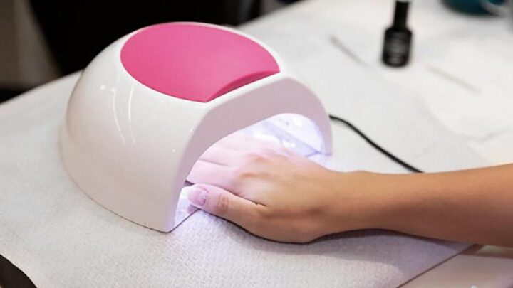 Una moda peligrosaAlertan por el riesgo cancerígeno de las lámparas para secar el esmalte de uñas