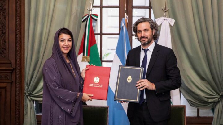  Relaciones diplomáricasCafiero se reunió con ministra de Emiratos Árabes Unidos para consolidar la agenda comercial
