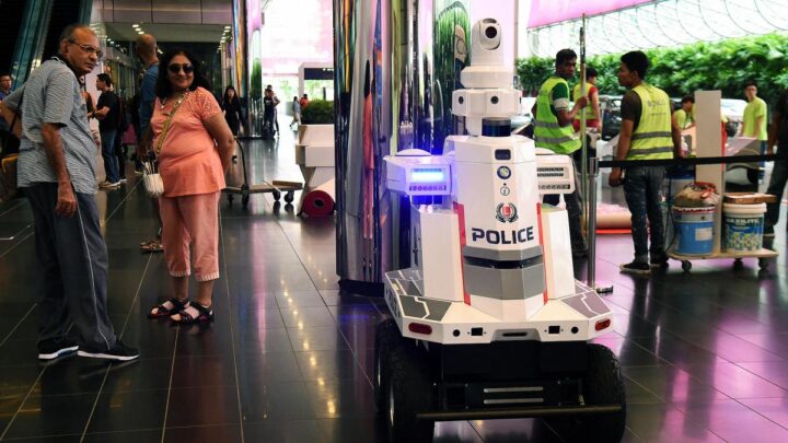 SeguridadEl futuro ya llegó… Singapur desplegará robots policía en sus calles