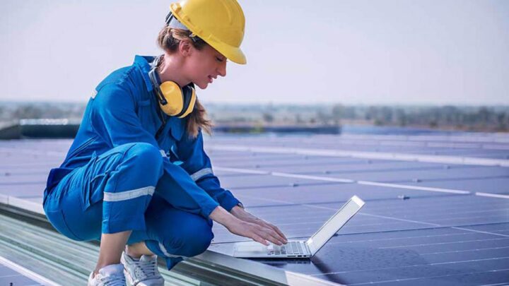 Informe conjuntoCrece al 30% la participación de mujeres en la industria de energías renovables
