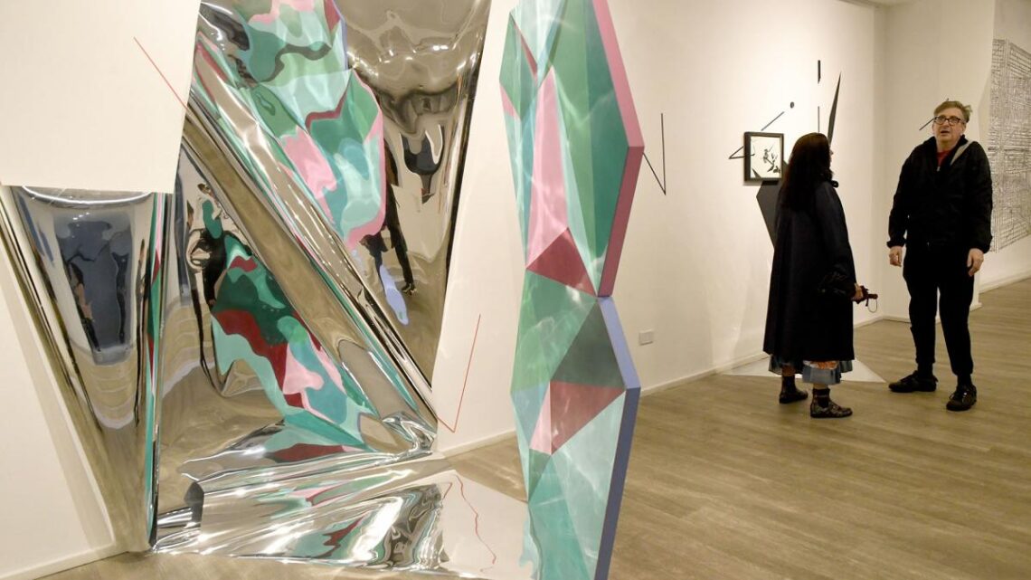 Artes plásticasLa geometría de Cecilia Ivanchevich habita en el Centro Cultural Rojas