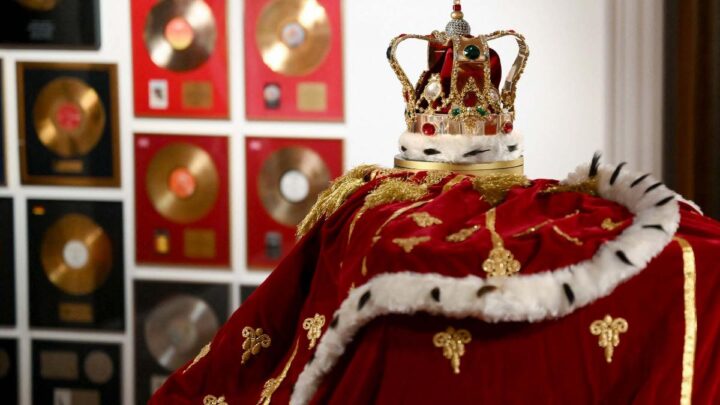 Exposición en londresHagan sus ofertas por los «tesoros» de Freddie Mercury