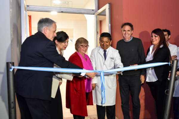UNA NOTICIA QUE ALEGRA A TODOS Y TODASSiguen los ecos y comentarios por un hecho histórico: se inauguró la sala de pediatría del hospital municipal