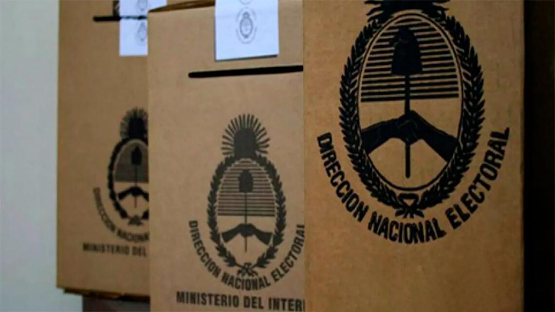 Tras la denuncia de faltasLa Libertad Avanza le avisó a la Justicia Electoral que no entregará más boletas