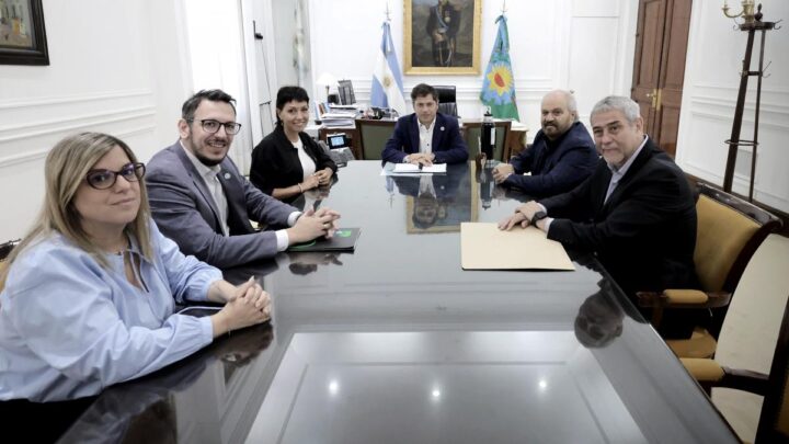 A través del Banco ProvinciaKicillof firmó convenios con municipios de Quilmes, Ezeiza y Avellaneda para bienes de capital