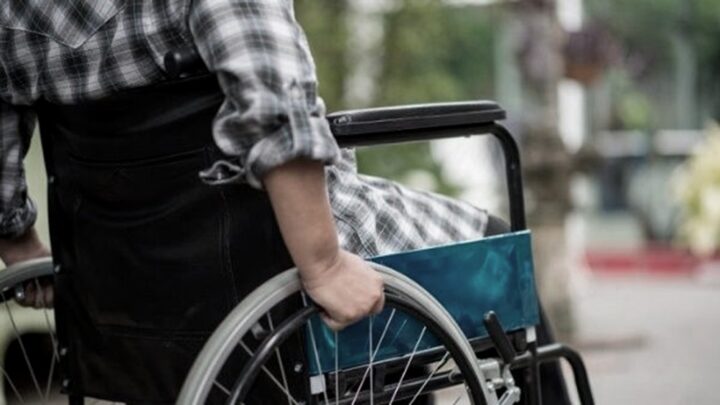 ProtestaTransportistas de personas con discapacidad suspenden el servicio en demanda de ajuste arancelario