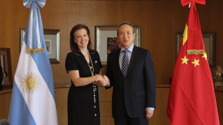 DiplomaciaMondino se reunió con el embajador chino y reafirmaron los «lazos de amistad» entre países