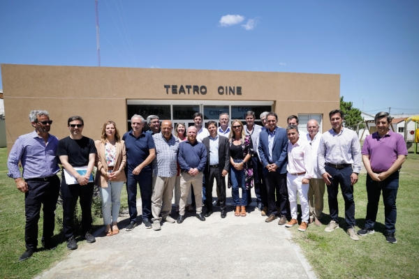 EN MAR CHIQUITA, Y CON CRITICAS AL PRESIDENTE MILEIEl intendente Javier Gastón participó de un encuentro con el gobernador y otros alcaldes bonaerenses
