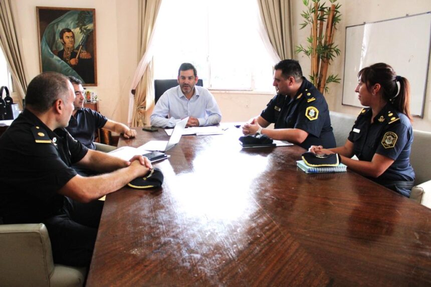 DoloresMesa de trabajo por la seguridad: el Intendente Juan Pablo García se reunió con autoridades policiales