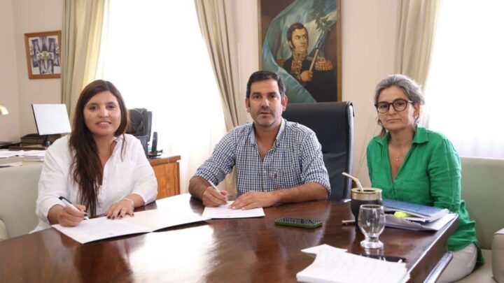 POLITICAS AMBIENTALES SUSTENTABLESLa ministra de Ambiente de la provincia se reunió con el intendente de Dolores y firmaron un convenio