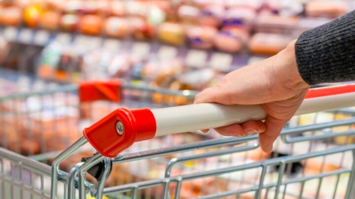 InformeLa inflación de enero en CABA fue de 21,7%, con un aumento de 25,4% en alimentos