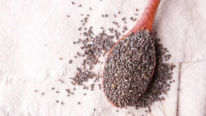 Pese a ser diminutas¿Para qué sirve el aceite de semillas de chía y cuáles son sus beneficios para la salud?