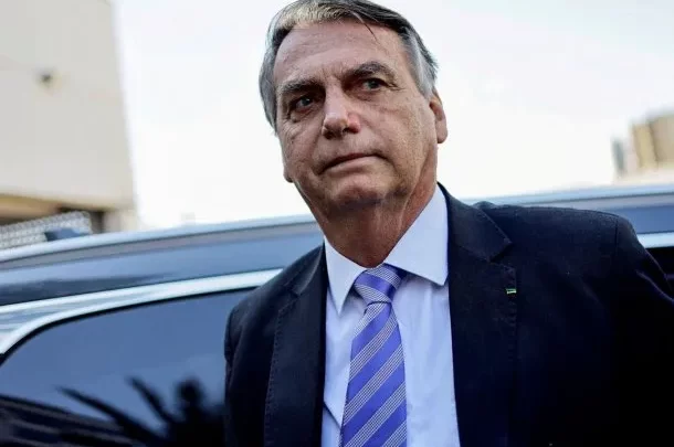 La enfermera negó haberlo hechoJair Bolsonaro fue acusado de falsificar su cartilla de vacunación contra el Covid