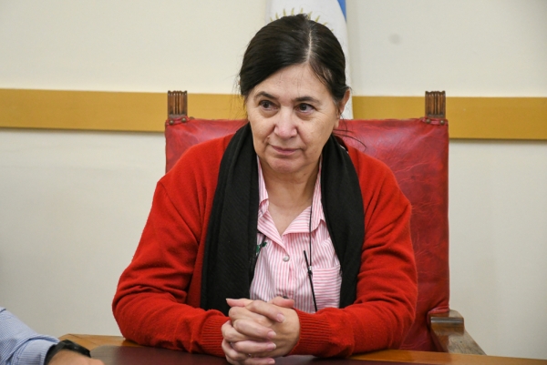 La secretaria de Salud PúblicaMarcela Arias,informó que “Chascomús no se encuentra en situación de brote»